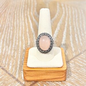 Silver Tone Boho Ring Size 11 Peach Oval Stone Vintage Floral Statement Ring